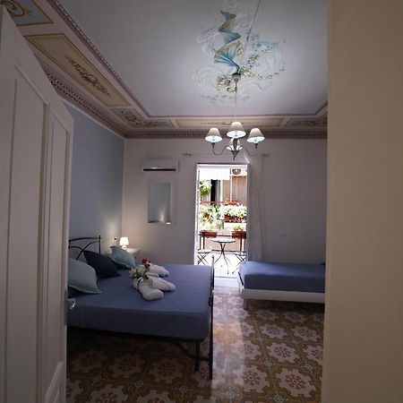 Bed and Breakfast Regina Stella Lascari Exterior foto