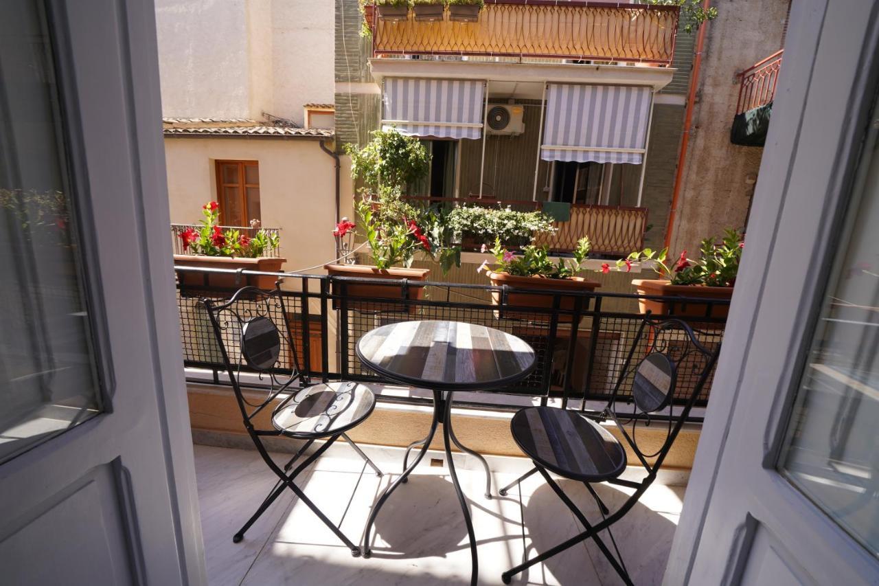 Bed and Breakfast Regina Stella Lascari Exterior foto